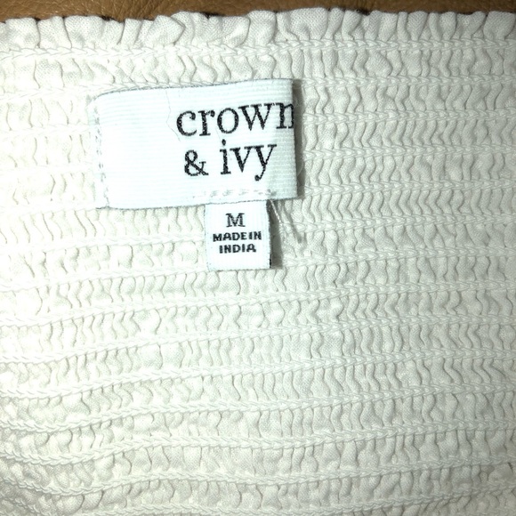 NWT Crown & Ivy White V-neck Top. Medium. Beaded front, Smocked back, Cotton. - Picture 7 of 10
